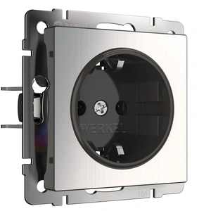 Изображение Розетка с заземлением и шторками (глянцевый никель) W1171102